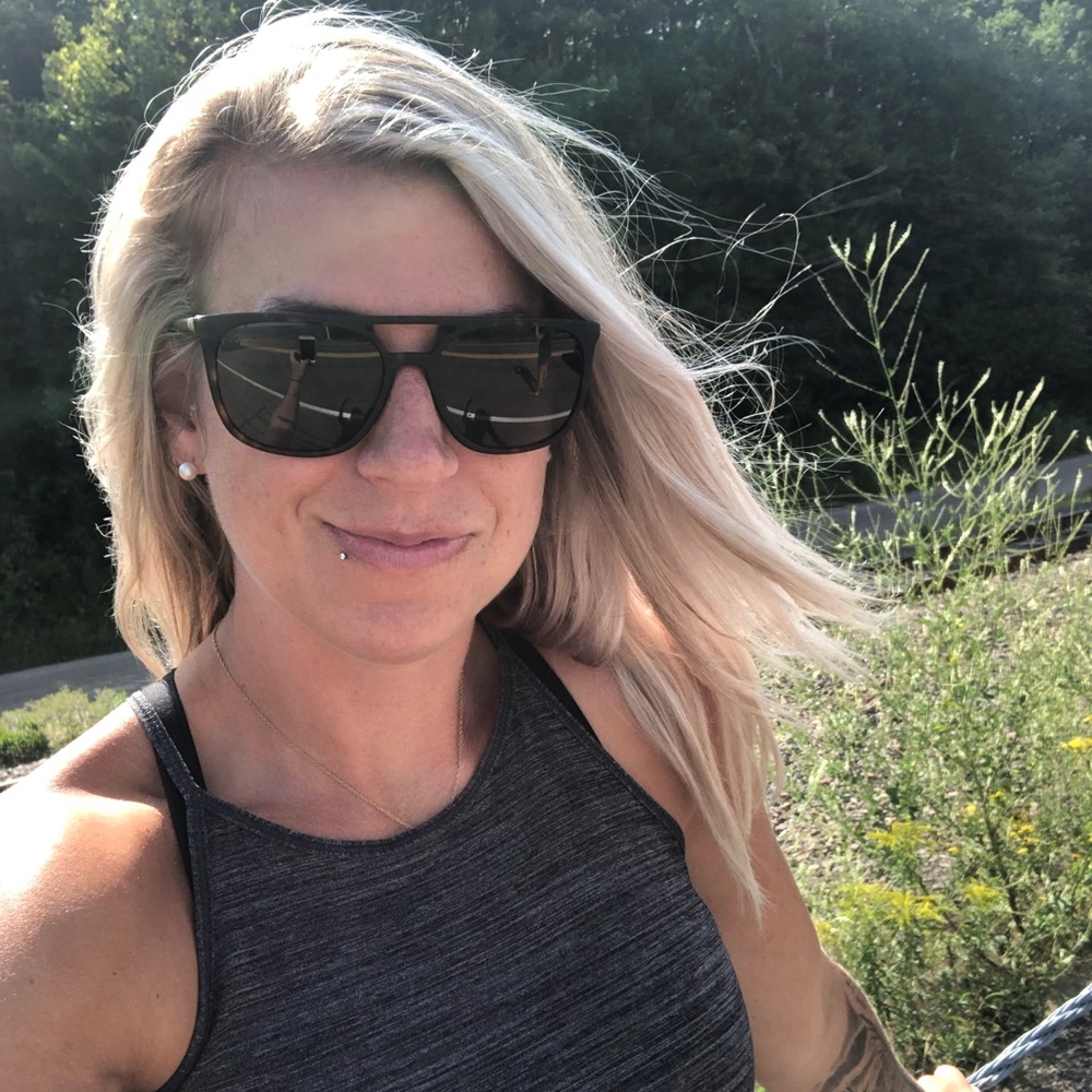 Meet your Posher, Heidi